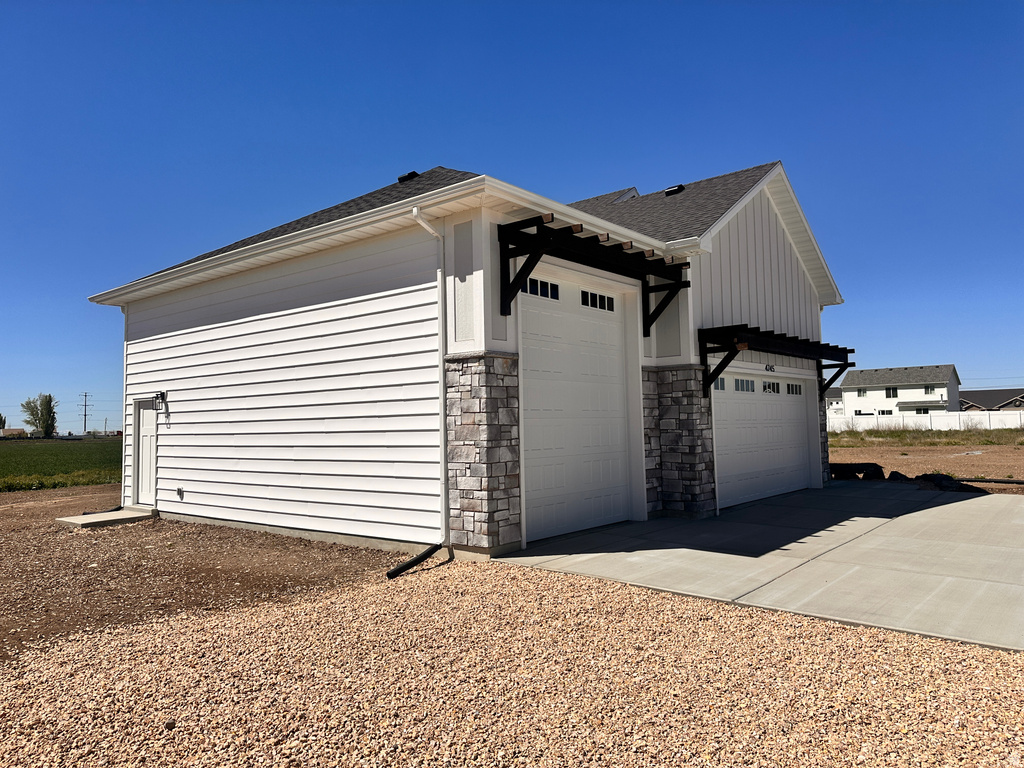 4745 W 9370 N Elwood, UT 84337