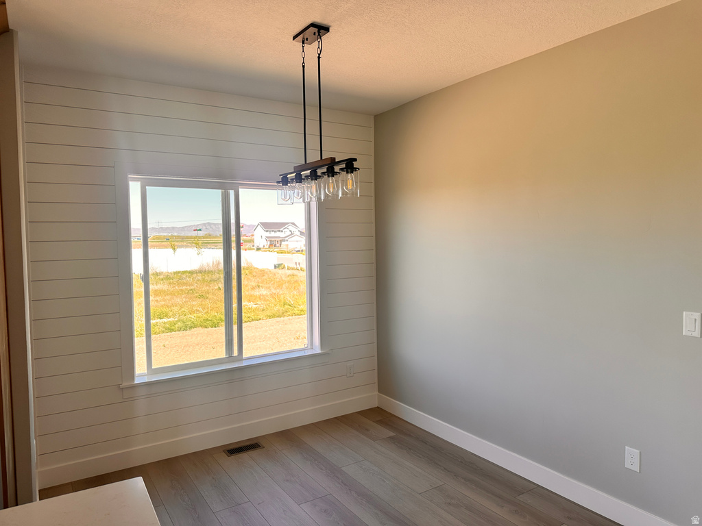 4745 W 9370 N Elwood, UT 84337