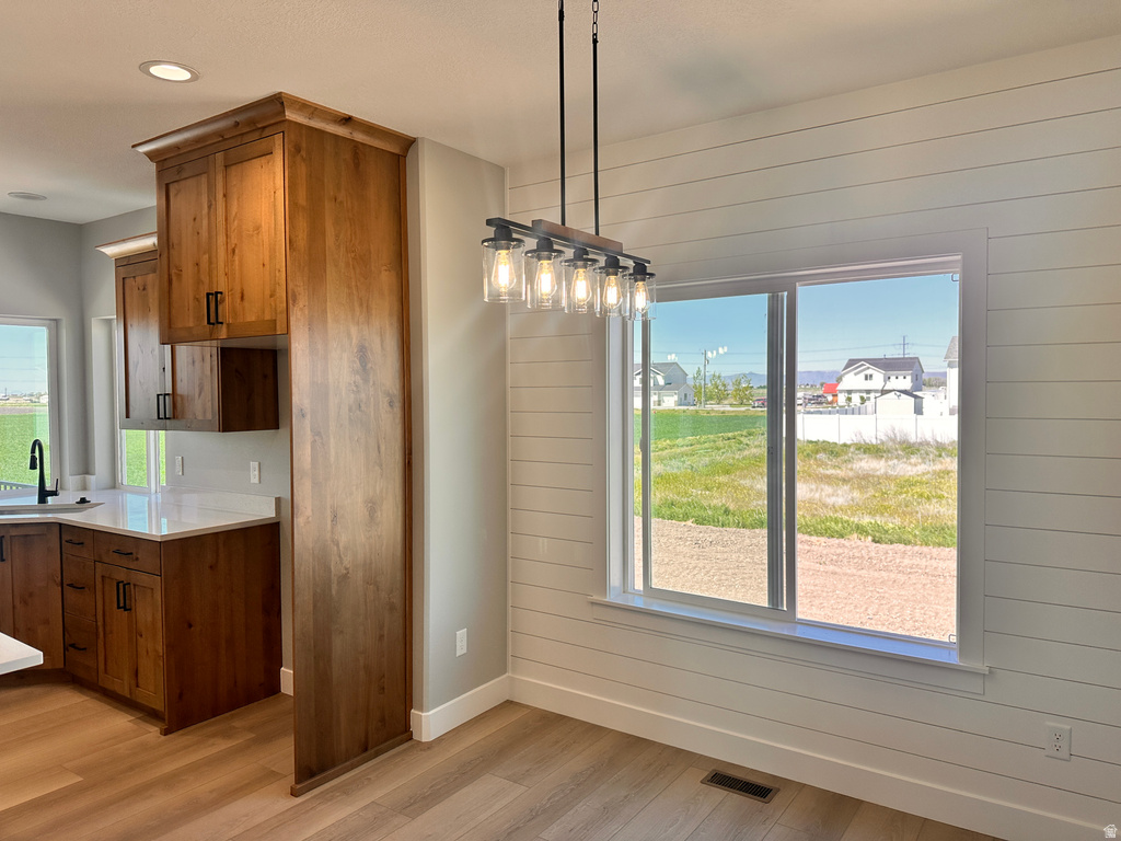 4745 W 9370 N Elwood, UT 84337