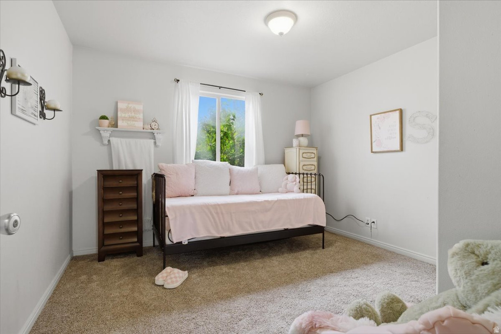 6822 S HIGH BLUFF DR West Jordan, UT 84081