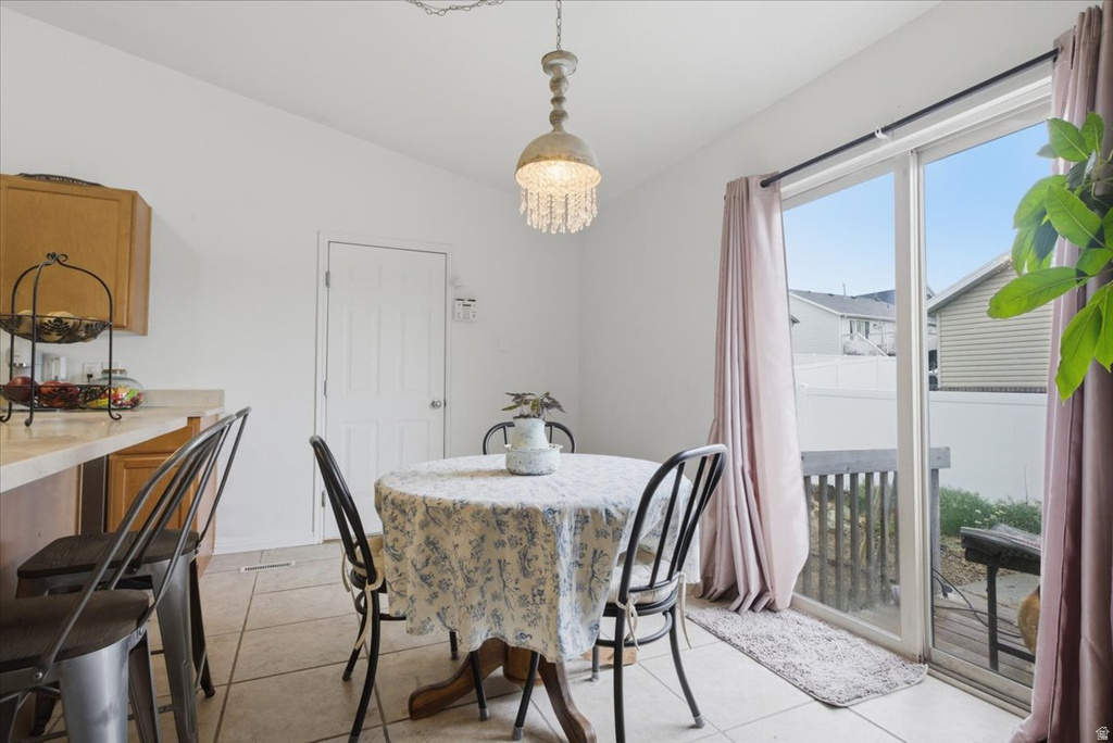 6822 S HIGH BLUFF DR West Jordan, UT 84081