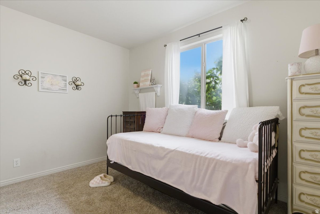 6822 S HIGH BLUFF DR West Jordan, UT 84081