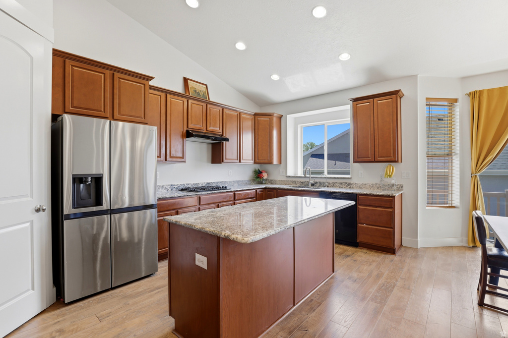 1443 W 1875 N Farmington, UT 84025