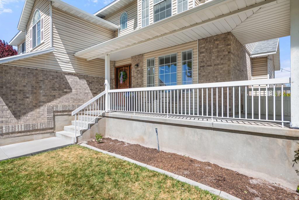 1372 W QUAIL COVEY CIR Riverton, UT 84065