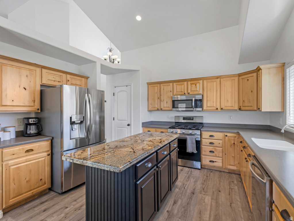 4541 W 5800 S Hooper, UT 84315