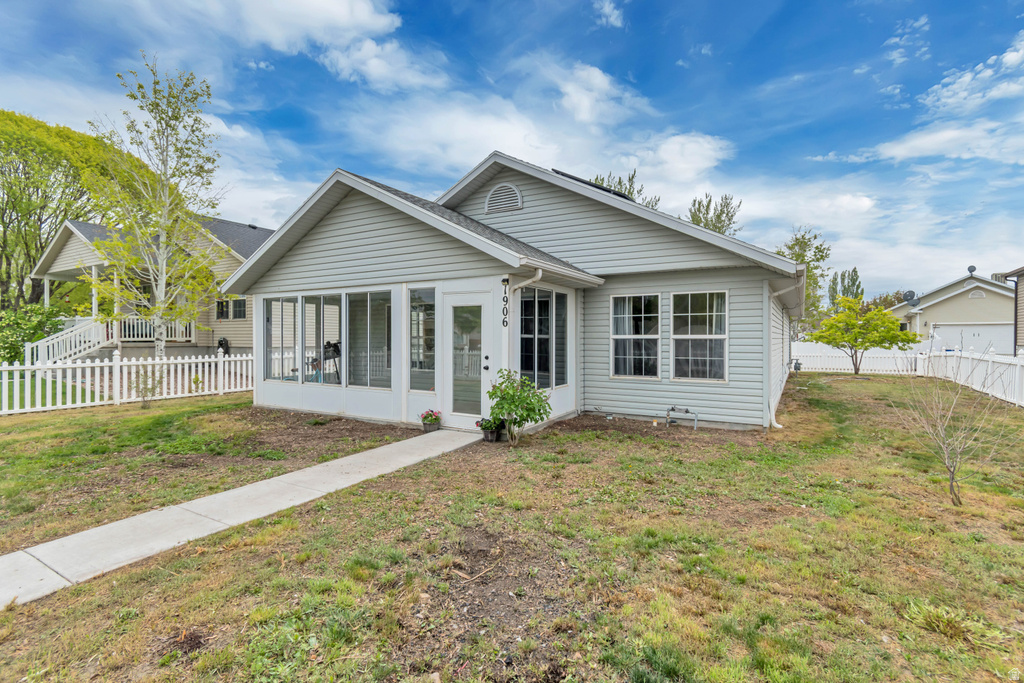 1906 E JUNIPER DR Eagle Mountain, UT 84005