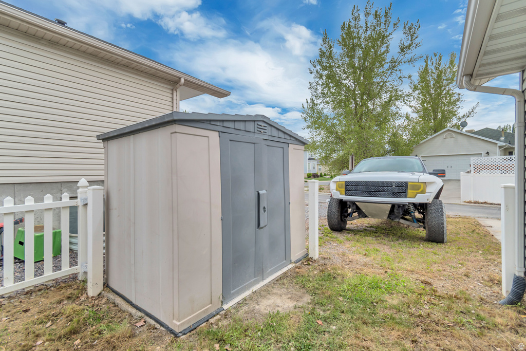 1906 E JUNIPER DR Eagle Mountain, UT 84005