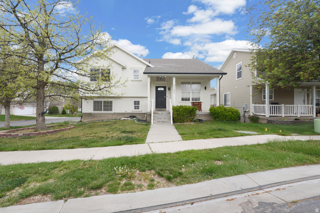 3197 E SNOWY OWL RD Eagle Mountain, UT 84005