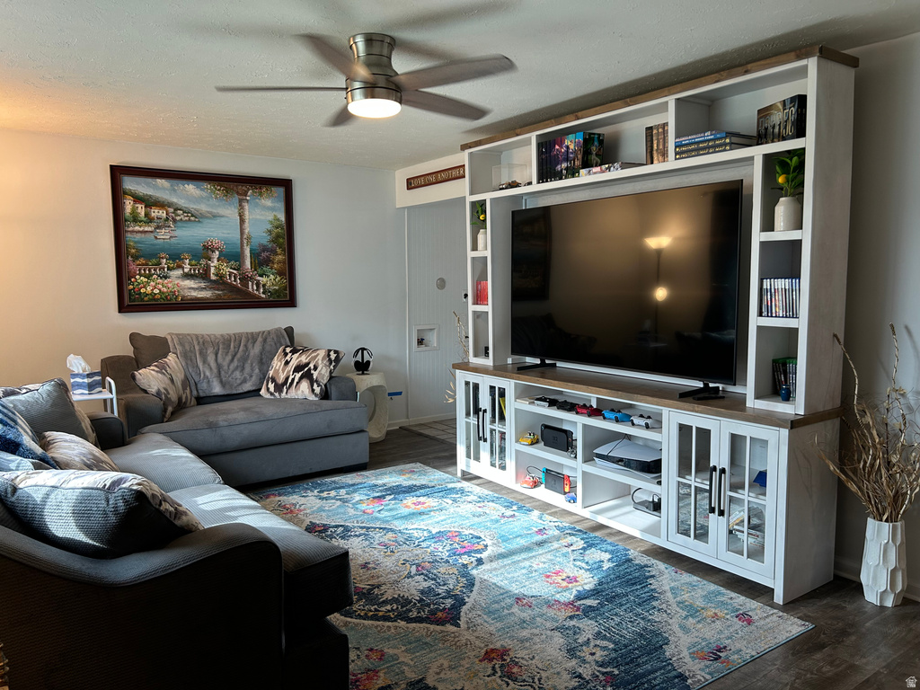 7659 S 2290 W photo 3