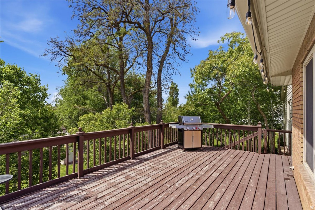 190 S 350 E Farmington, UT 84025