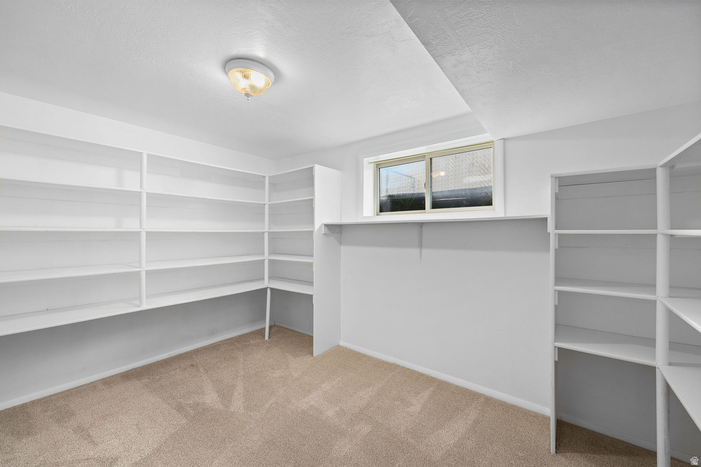 1345 S VALHALLA DR Clearfield, UT 84015