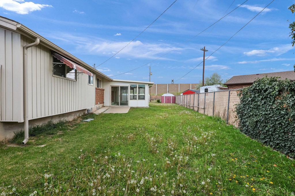 1345 S VALHALLA DR Clearfield, UT 84015