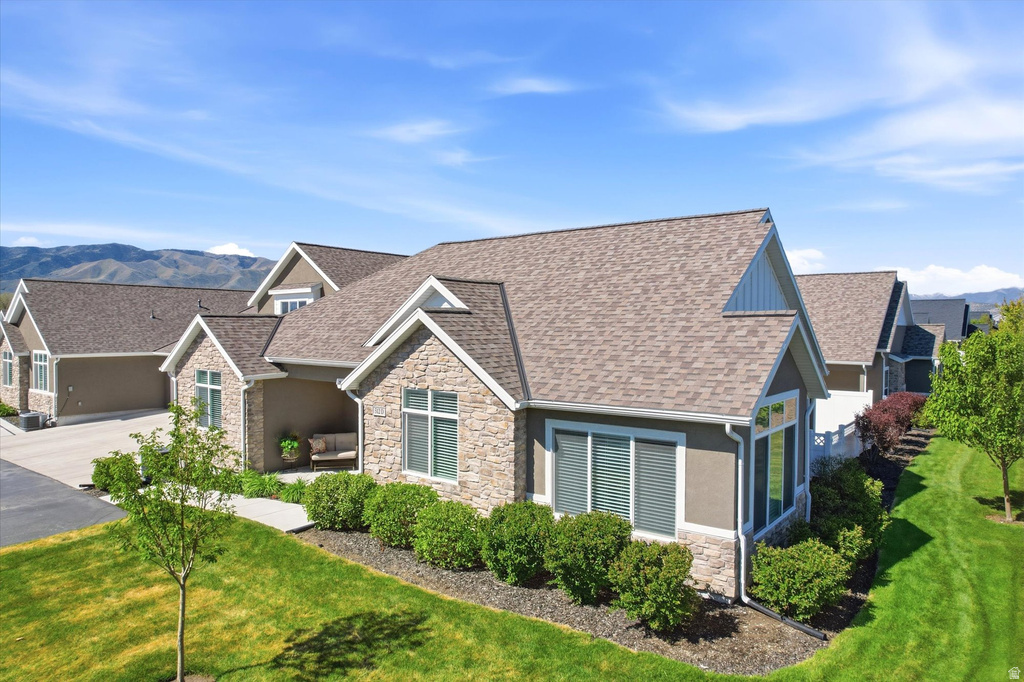 512 E MEADOW RANCH LN #D Saratoga Springs, UT 84045