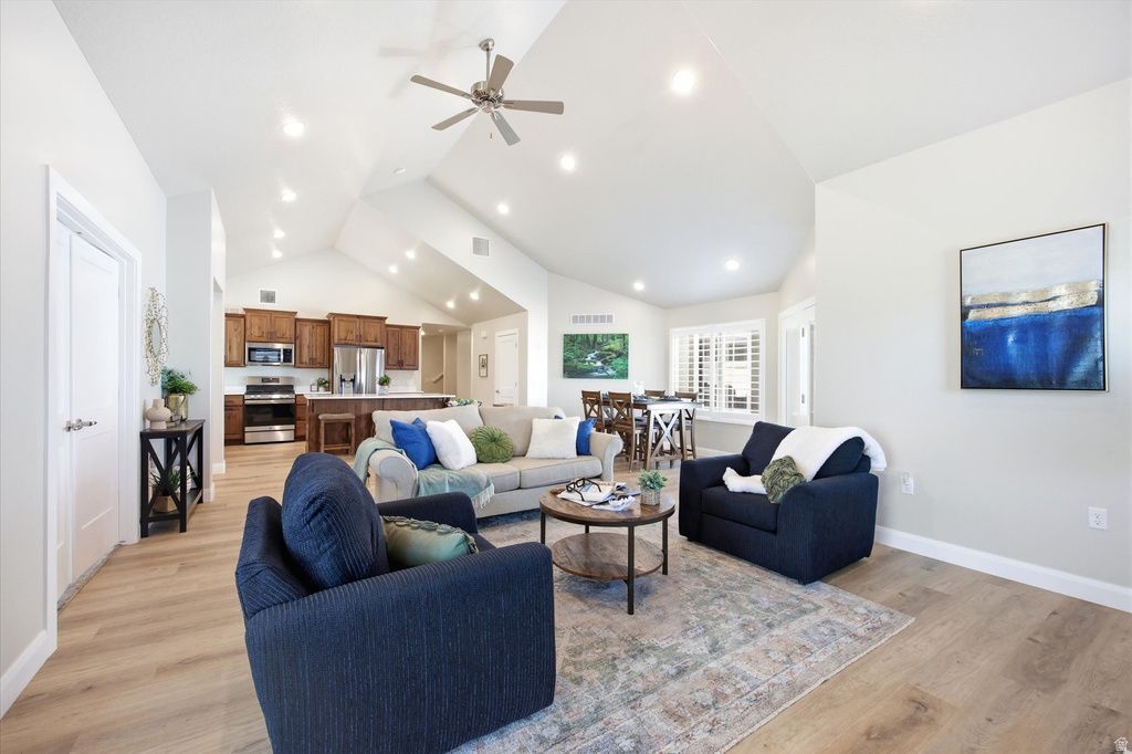 512 E MEADOW RANCH LN #D Saratoga Springs, UT 84045