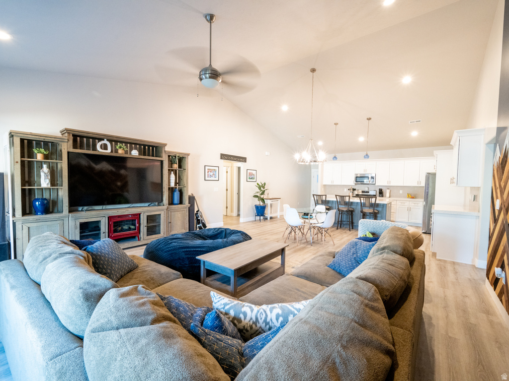 3369 W SOPHIE LN West Haven, UT 84401