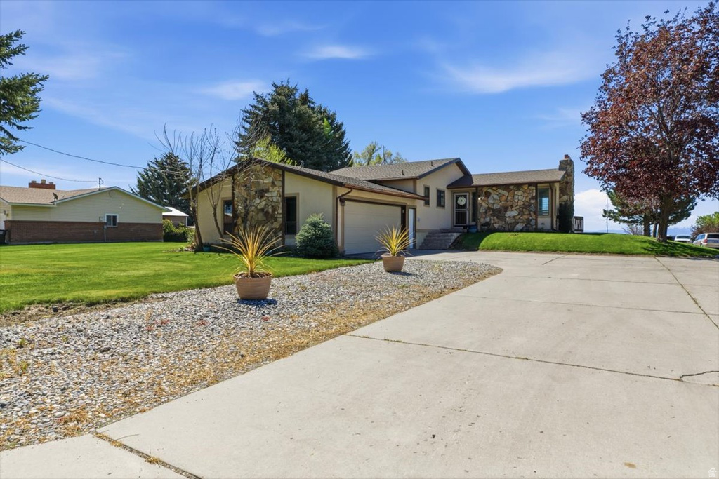222 E VALLEY DR Preston, ID 83263