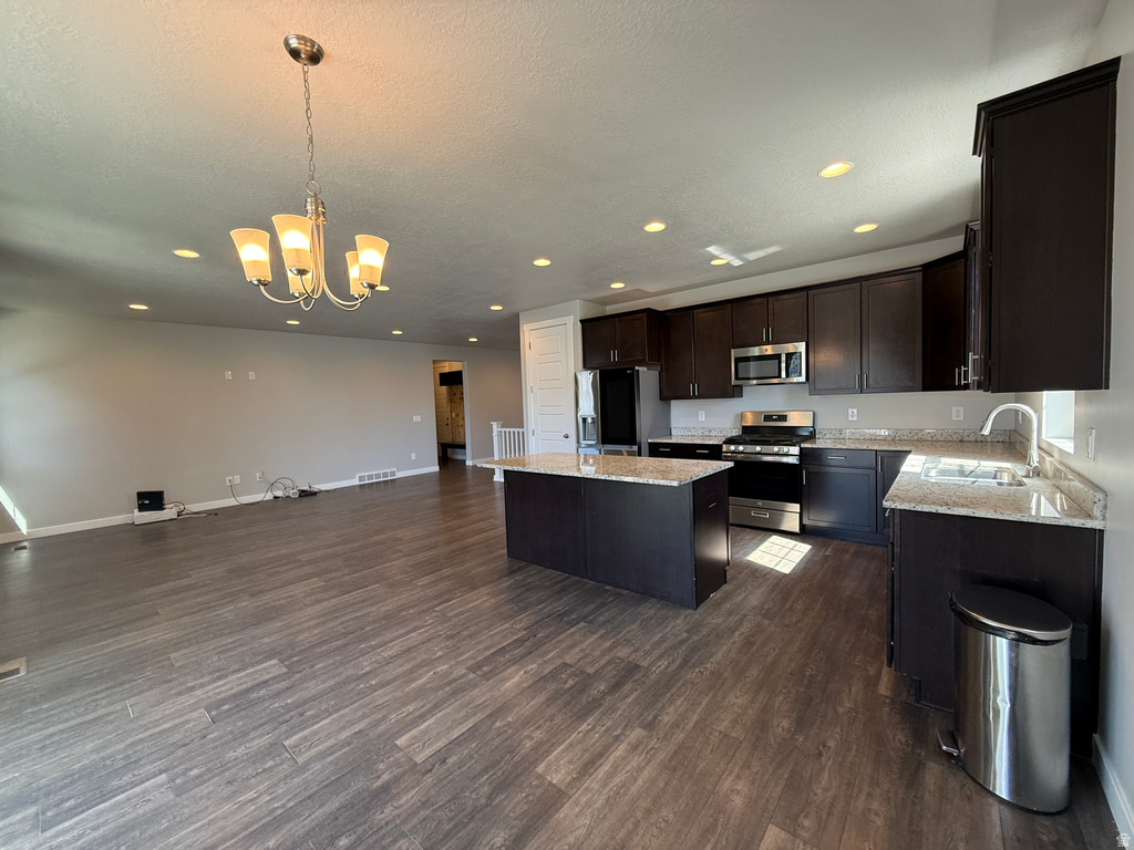 8151 W JOE DR Magna, UT 84044