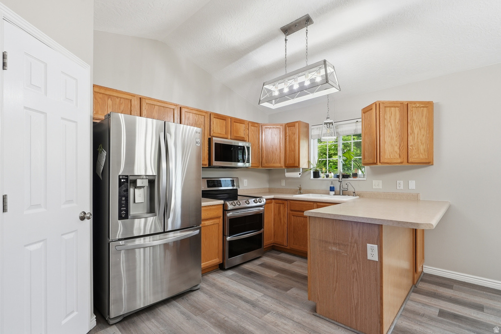 202 W 1700 N photo 4