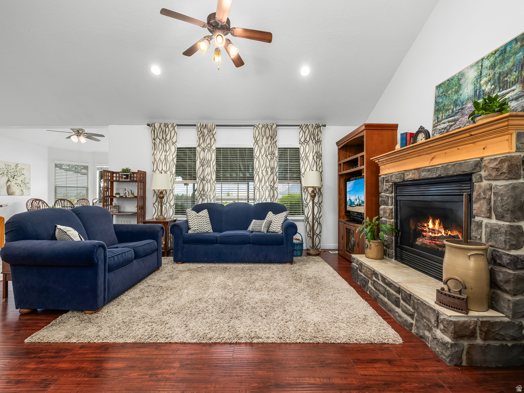 1602 RENAISSANCE WAY photo 5