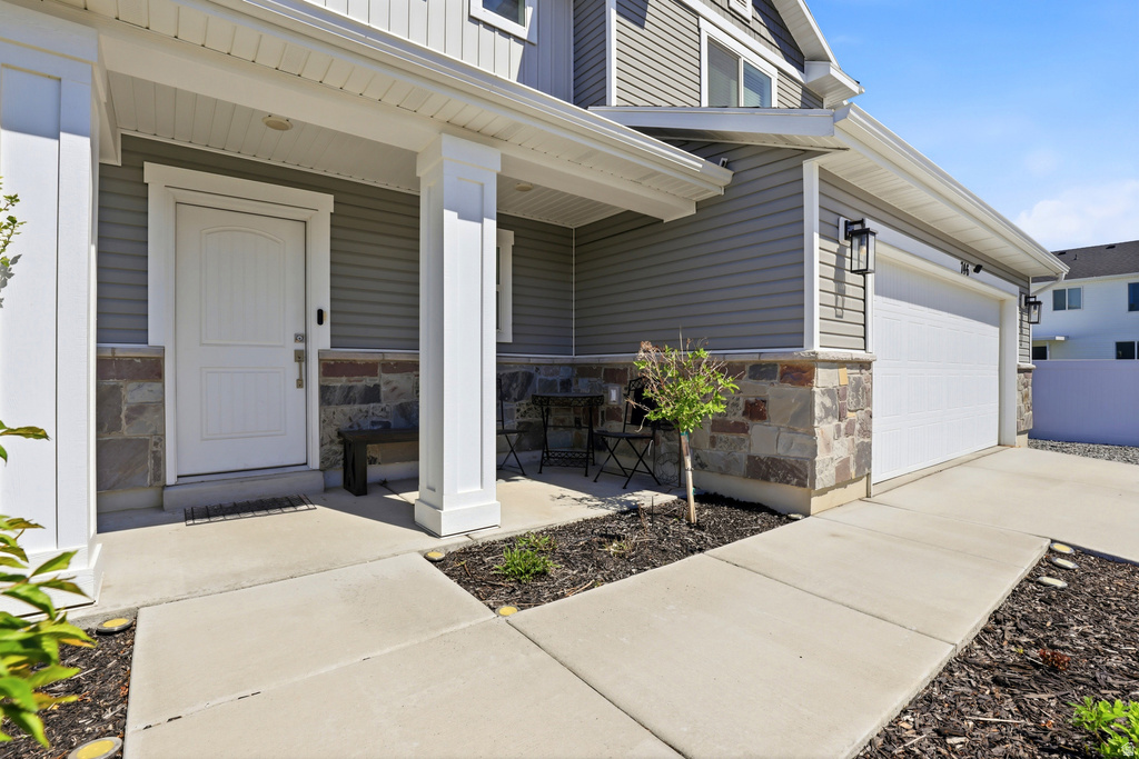 746 W 400 N photo 5
