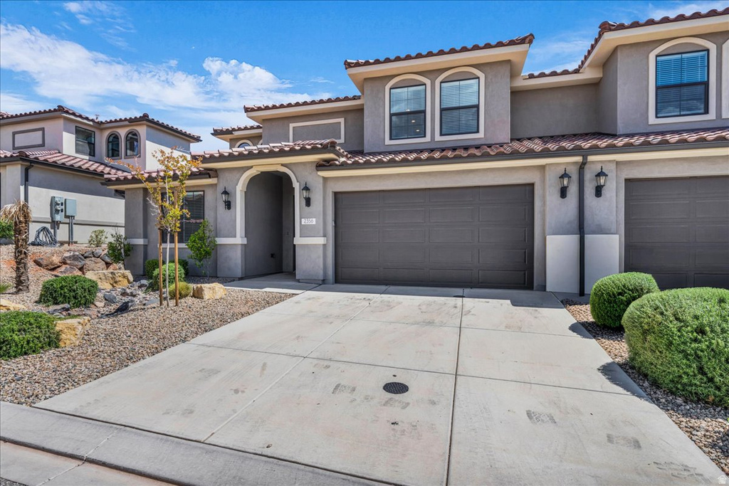 2356 E CASCADA WAY photo 3