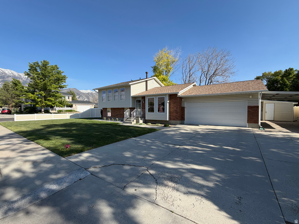 488 E 570 N photo 2