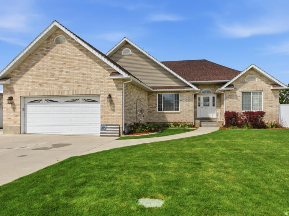1075 DOUBLE EAGLE CIR photo 2