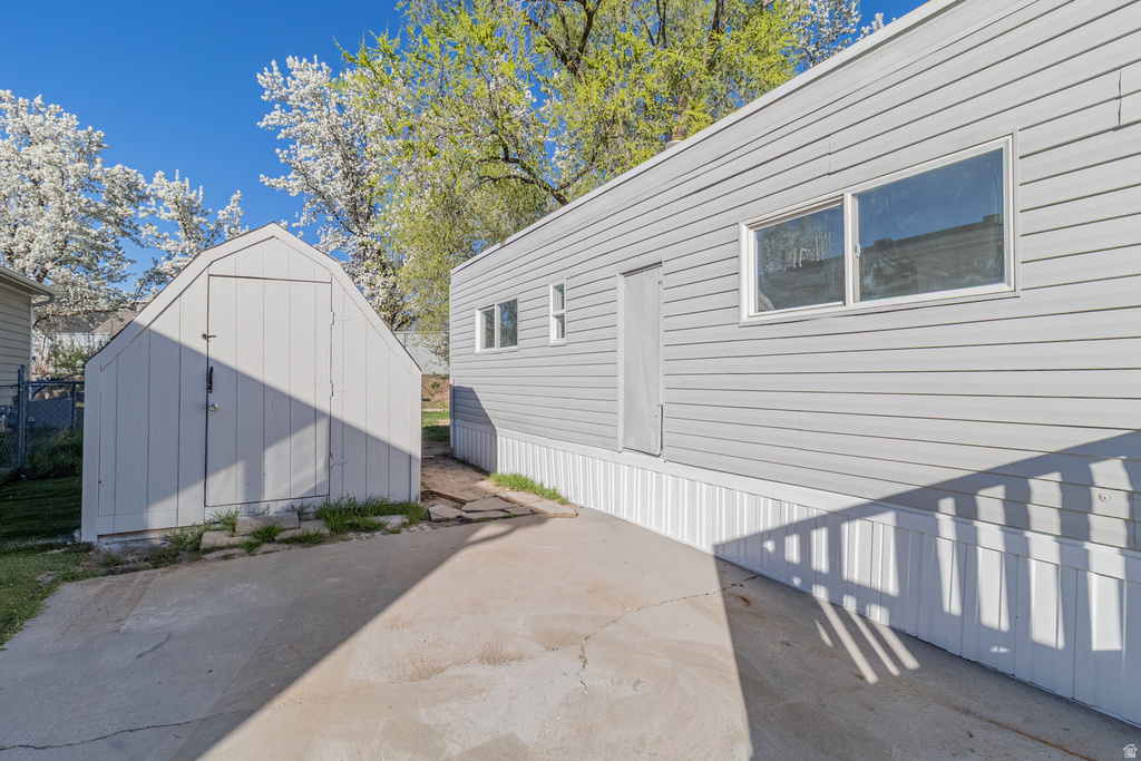 1200 N CHURCH photo 4