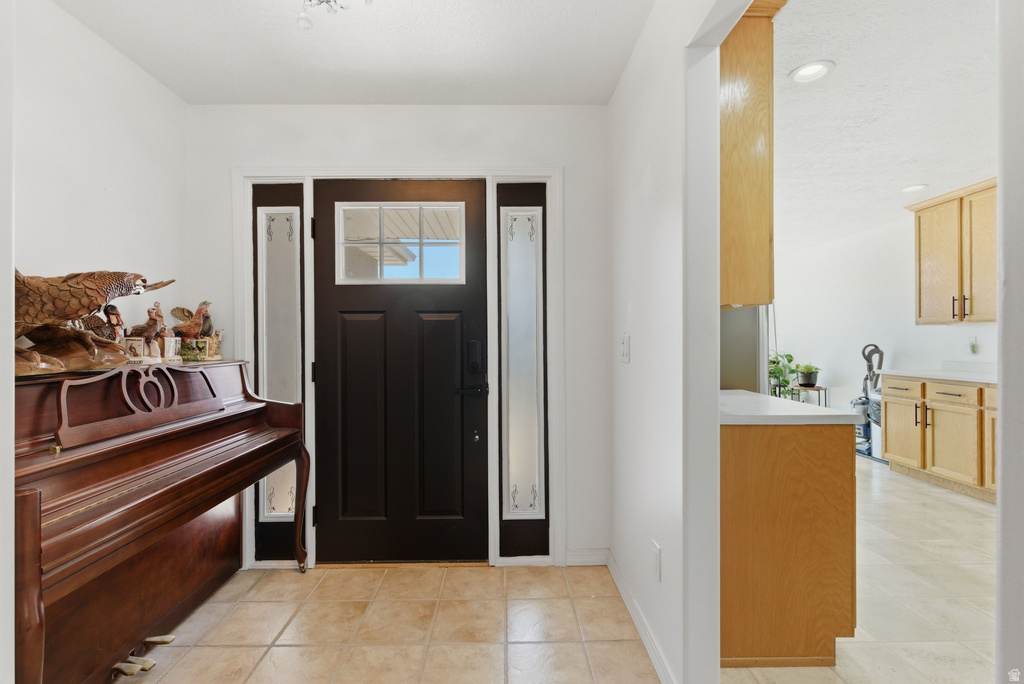 8374 S 6465 W photo 2