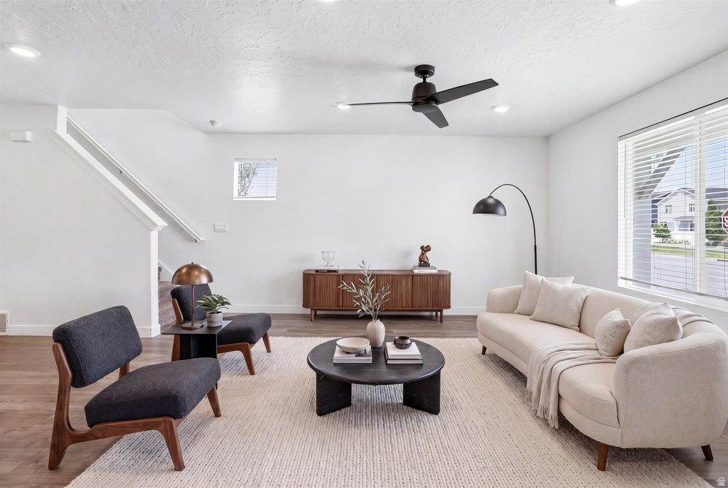3815 W COLD SPRINGS photo 3