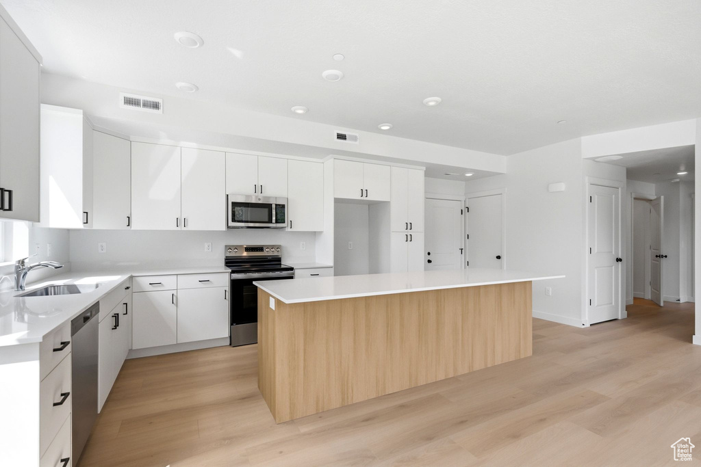 717 W W COHO S LN photo 4