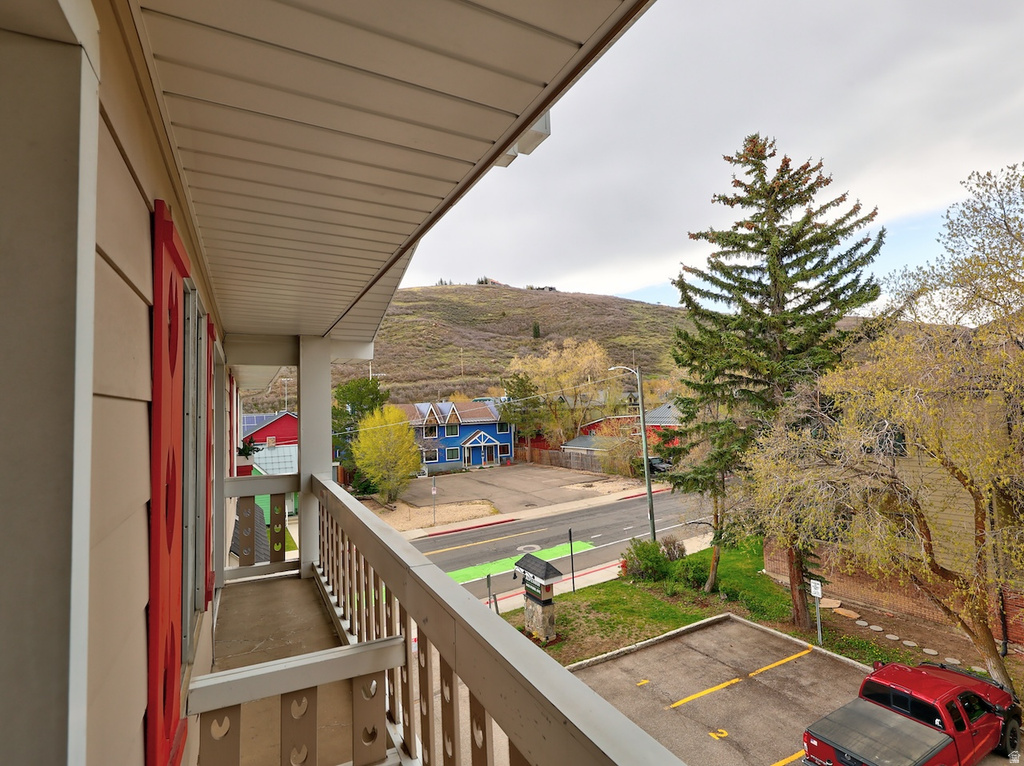 1451 PARK AVE photo 3