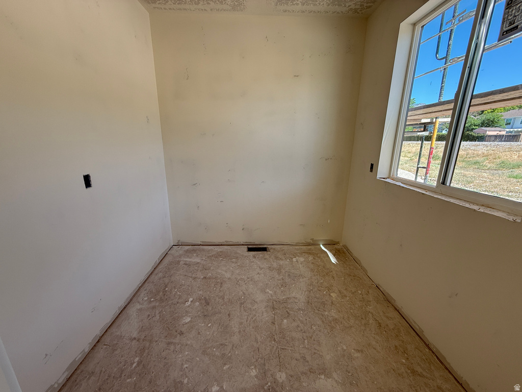 1636 N 320 E photo 5