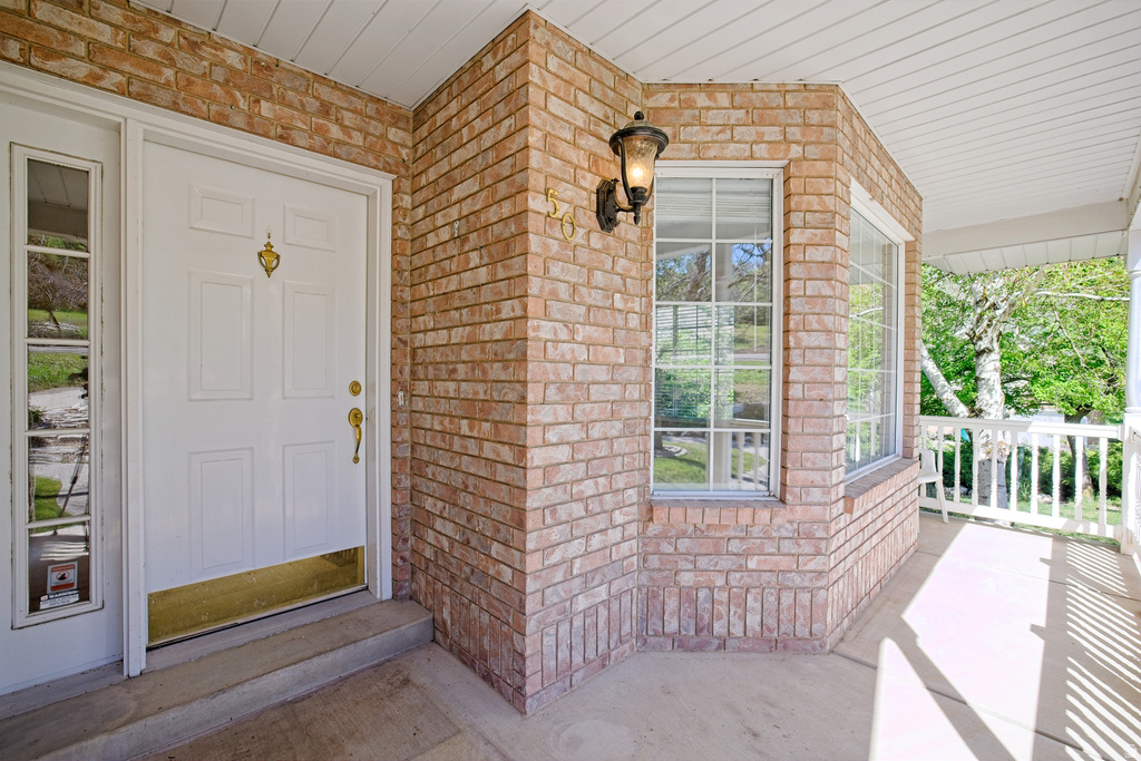50 E HIGHLINE DR photo 3