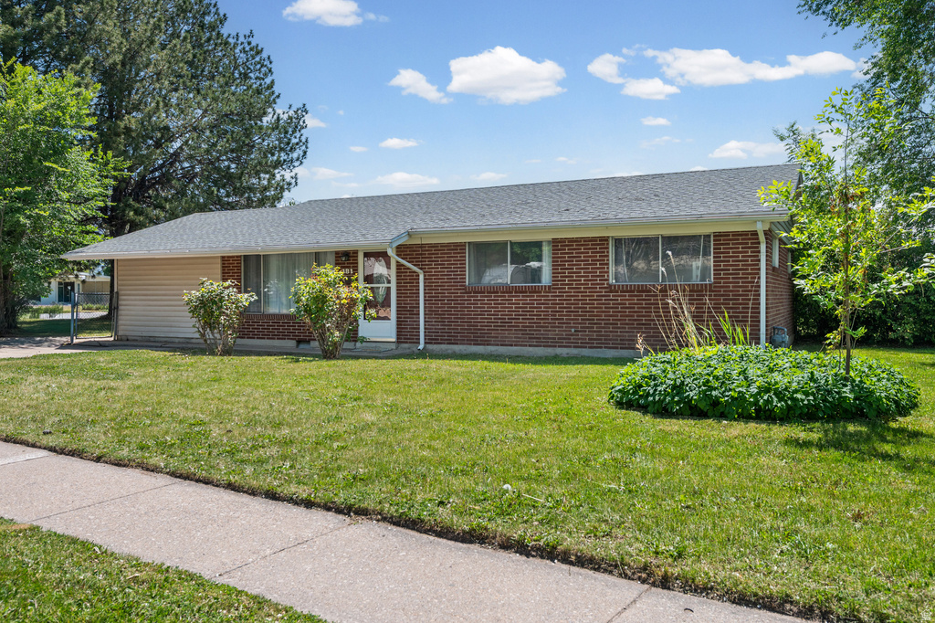 181 W FRANCIS AVE photo 2