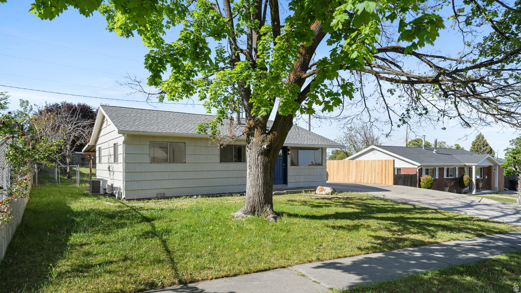 1436 E 580 S photo 3
