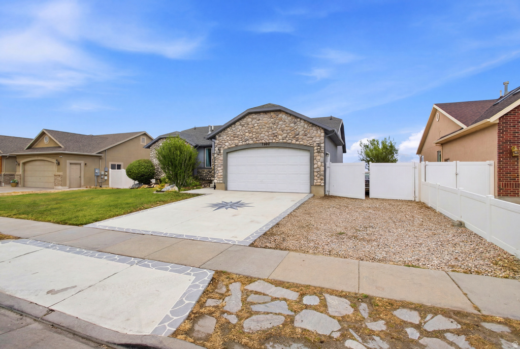 7103 S SORRENTO WAY photo 3