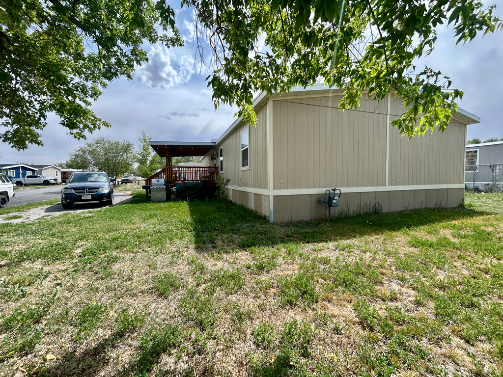 126 N 500 E photo 3