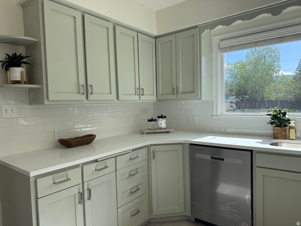 241 N 100 W photo 4
