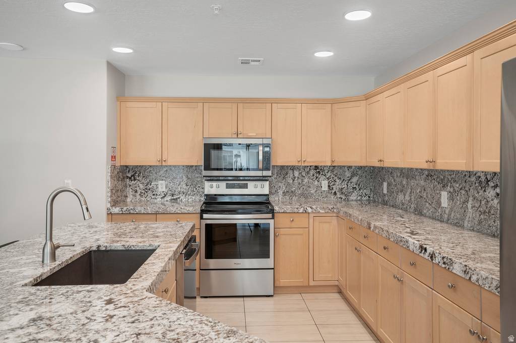 1845 W CANYON VIEW DR photo 5