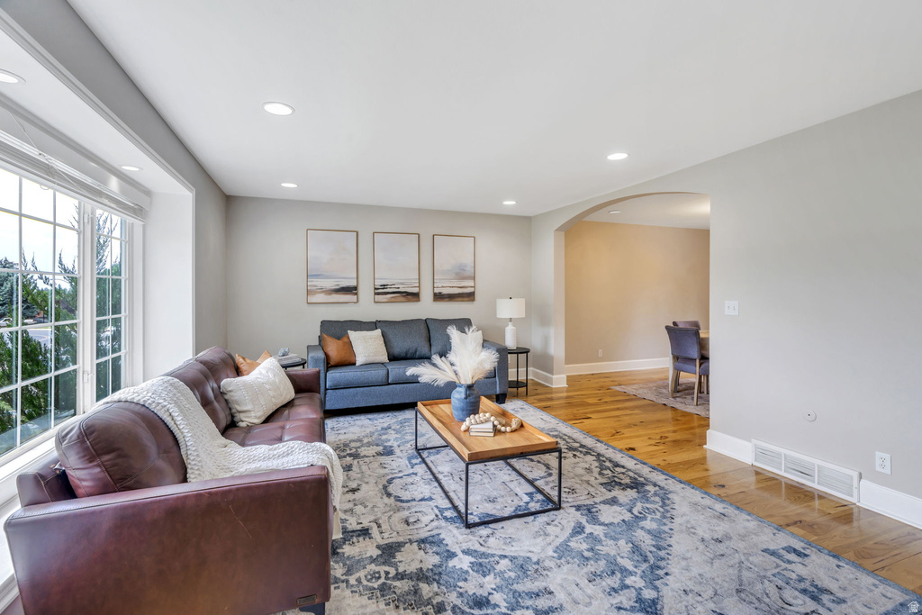 525 E 2780 N photo 3