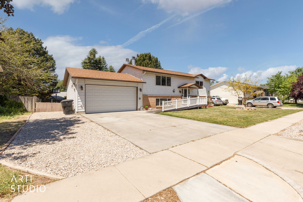 1131 N 575 W photo 4