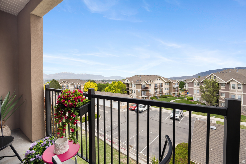 157 W SPRINGVIEW N DR photo 2