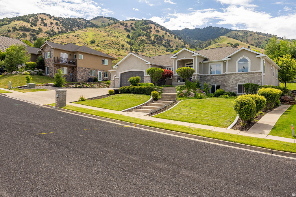1532 E MOUNT LOGAN S DR photo 2