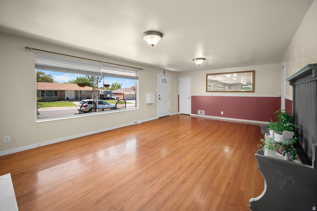 3233 S JEAN W ST photo 4