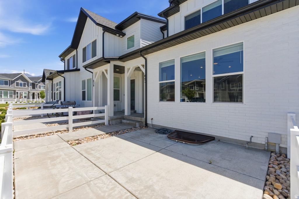 642 W 1370 S photo 2