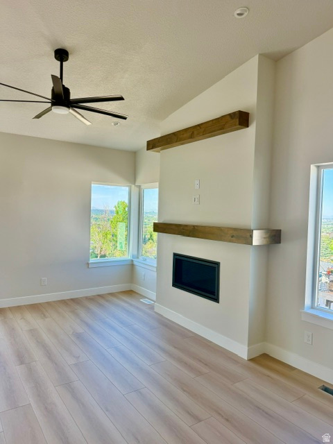 1579 E MADDIES CV photo 4