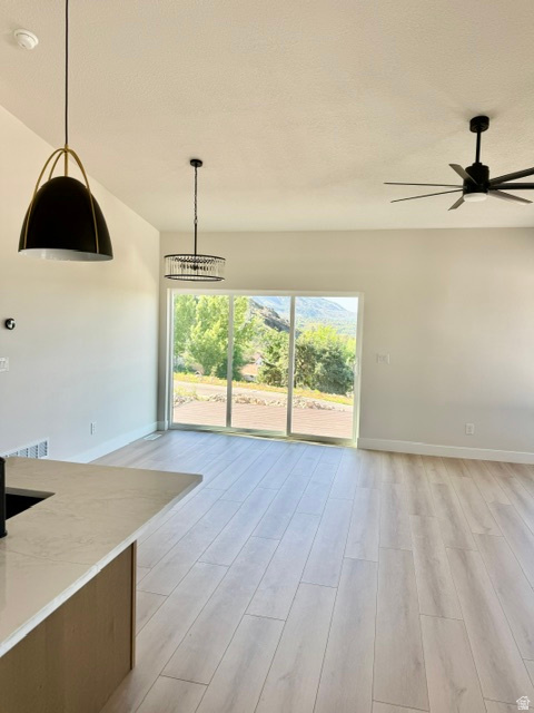 1579 E MADDIES CV photo 3