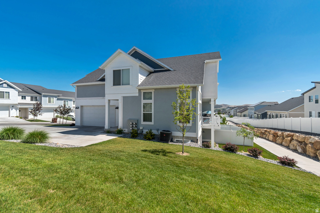 9757 N AARON AVE photo 4