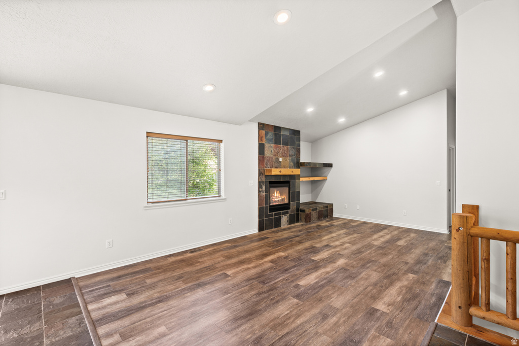 4244 SUNRISE DR photo 4